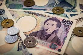 Japanese Yen clings to intraday gains